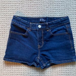 GapKids blue denim shortie short, girls size 12 regular. Adjustable waist.